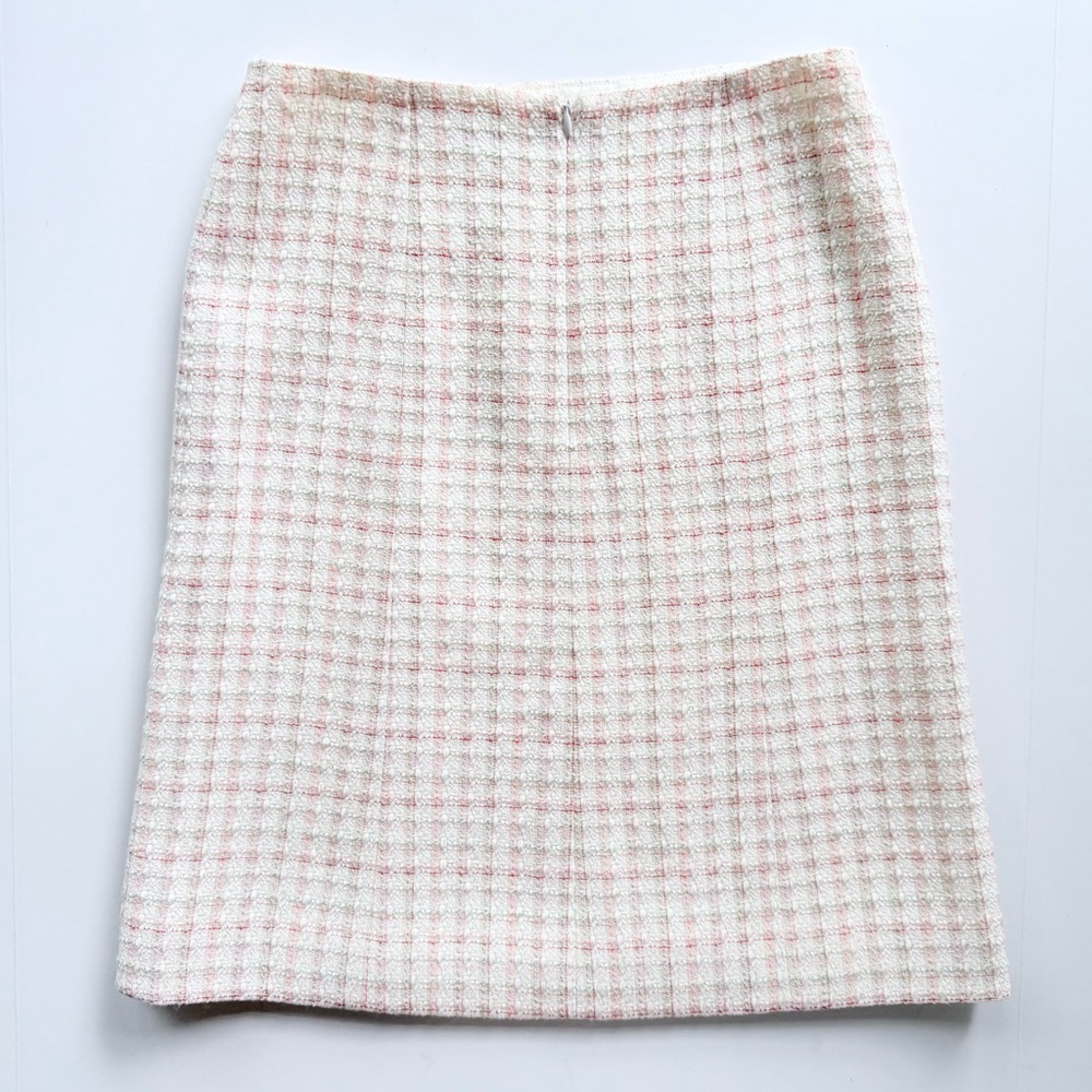 Chanel 04C 2004 Cruise Resort Ivory Fantasy Tweed B2364 Skirt Size 36 FR 4 US - Picture 9 of 16